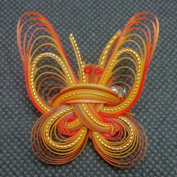 Vintage Bamboo Butterfly Brooch Quilled Pin Handmade Taiwan Abstract Insect 70's - Picture 4 of 12
